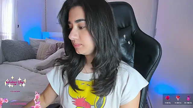 annadu011 online show from February 14, 2025, 5:25 pm