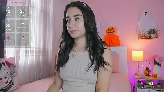 annadu011 online show from October 21, 2025, 2:51 pm