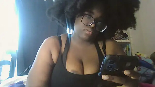 Snapshot of MissCC99 chatting on June 25, 2026, 10:36 pm MissCC99 online show from June 25, 2026, 10:36 pm