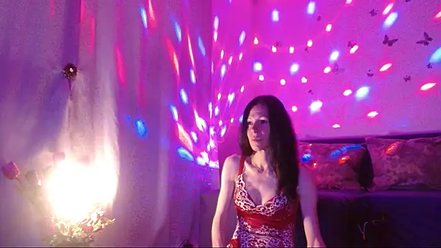 ElysaSun online show from May 24, 2026, 5:40 pm