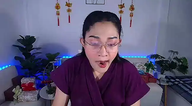 plysaithailand online show from March 21, 2025, 9:01 am