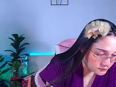 plysaithailand online show from October 1, 2025, 4:18 am