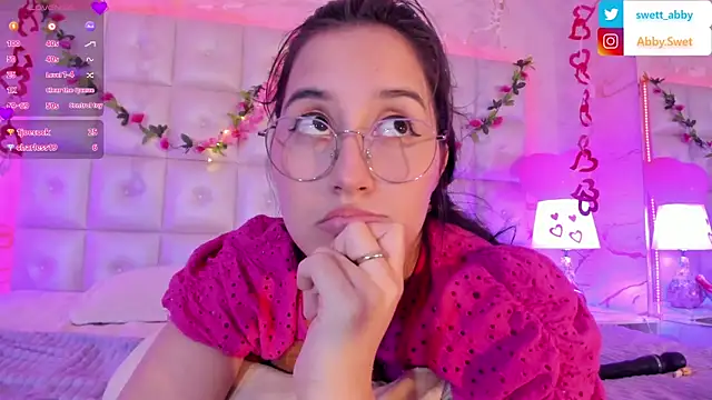 Abby Sweet1  online show from February 16, 2025, 8:55 pm