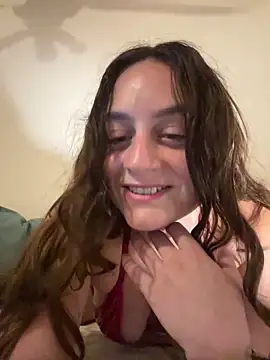 Snapshot of indierotic chatting on February 17, 2025, 3:25 am indierotic online show from February 17, 2025, 3:25 am