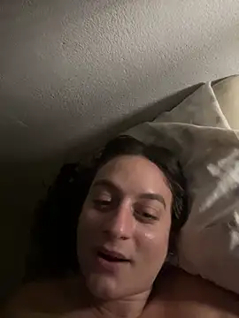 Snapshot of indierotic chatting on February 24, 2025, 4:58 pm indierotic online show from February 24, 2025, 4:58 pm