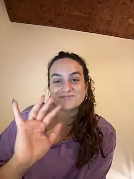 Snapshot of indierotic chatting on October 6, 2025, 3:26 am indierotic online show from October 6, 2025, 3:26 am