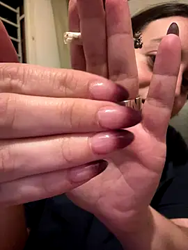 Snapshot of indierotic chatting on October 27, 2025, 2:59 am indierotic online show from October 27, 2025, 2:59 am