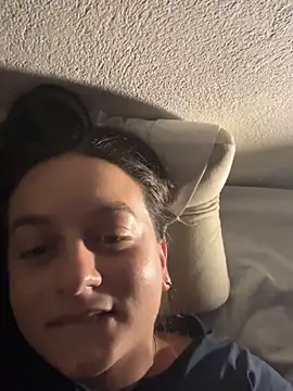 Snapshot of indierotic chatting on January 6, 2026, 4:49 am indierotic online show from January 6, 2026, 4:49 am