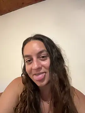 Snapshot of indierotic chatting on March 18, 2026, 4:26 am indierotic online show from March 18, 2026, 4:26 am