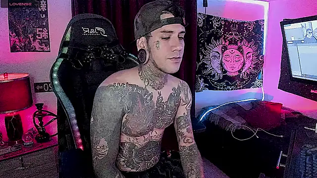 josh  ackerman online show from December 30, 2024, 7:04 am