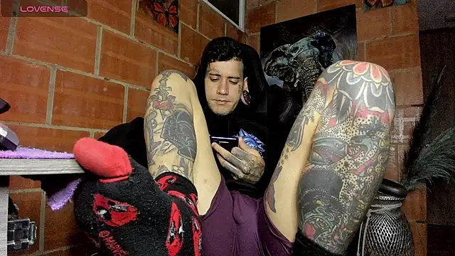 josh  ackerman online show from February 16, 2025, 3:26 am