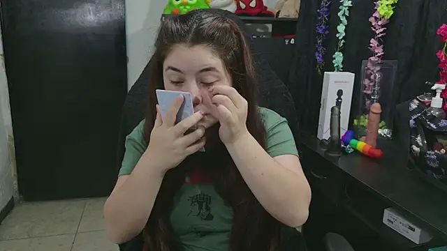 ann bronw online show from April 21, 2026, 11:38 am