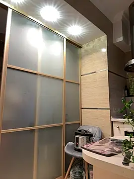 remirann  online show from January 10, 2025, 2:23 pm