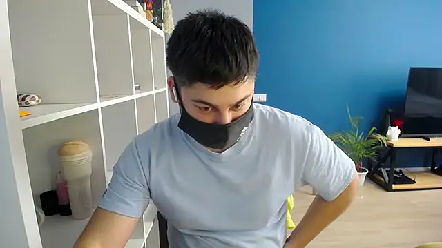 Tomguys online show from February 28, 2025, 12:20 pm