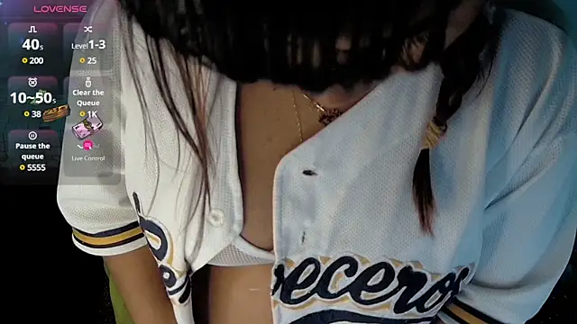 kiarybell   online show from December 11, 2024, 9:09 am