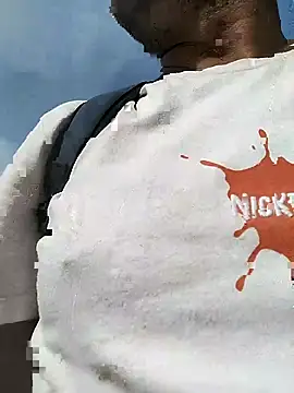 juandi21cm online show from October 16, 2025, 2:18 pm