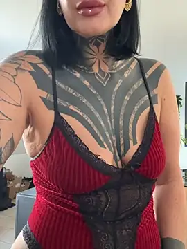 InkedBiitch online show from May 13, 2026, 4:43 am