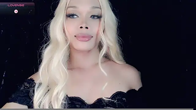 Snapshot of sugar_bbyxx chatting on December 29, 2024, 10:01 am sugar bbyxx online show from December 29, 2024, 10:01 am