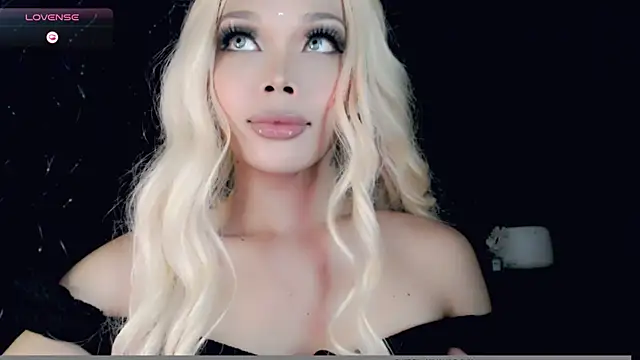 Snapshot of sugar_bbyxx chatting on January 9, 2025, 5:44 am sugar bbyxx online show from January 9, 2025, 5:44 am