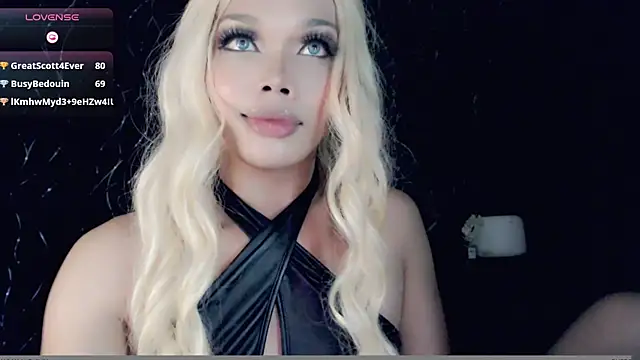 Snapshot of sugar_bbyxx chatting on January 10, 2025, 12:36 pm sugar bbyxx online show from January 10, 2025, 12:36 pm