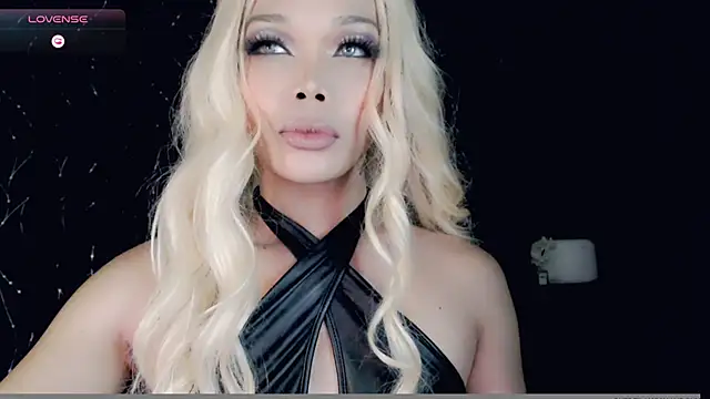 Snapshot of sugar_bbyxx chatting on January 11, 2025, 4:25 pm sugar bbyxx online show from January 11, 2025, 4:25 pm