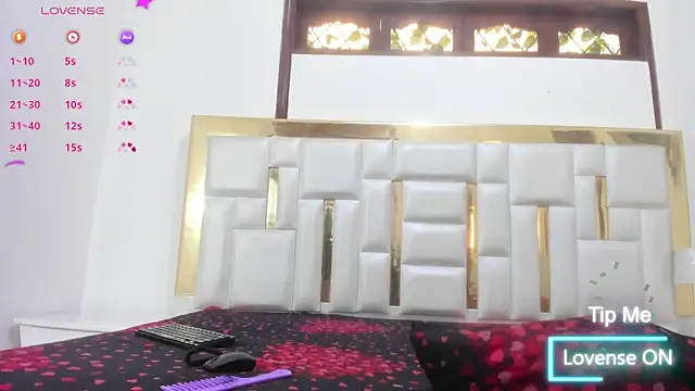 Kylieandjhonny online show from December 18, 2024, 7:19 pm