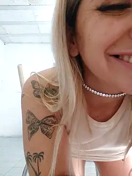 cositarica2555 online show from April 19, 2026, 7:16 pm