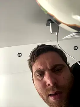 Snapshot of gorkem1996 chatting on November 10, 2025, 9:52 am gorkem1996 online show from November 10, 2025, 9:52 am