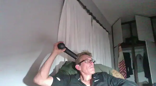 xykenrahxh online show from December 14, 2024, 2:34 am