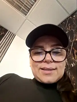 MariaPau 83 online show from June 4, 2026, 8:48 pm