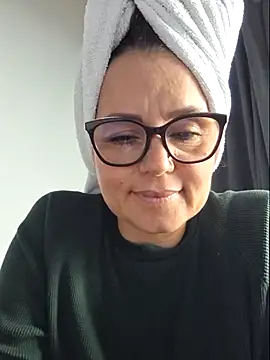 Snapshot of MariaPau_83 chatting on June 9, 2026, 4:51 pm MariaPau 83 online show from June 9, 2026, 4:51 pm