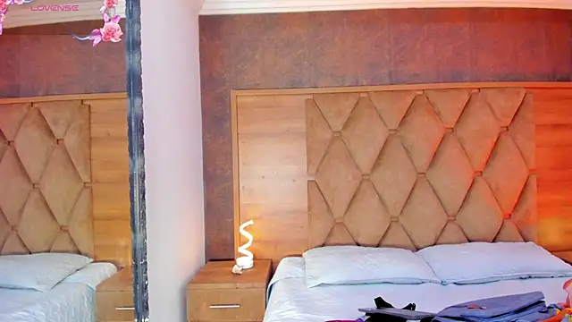 Rianamanson online show from October 16, 2025, 10:44 pm