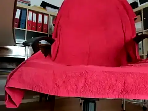 leccaleccafiga online show from February 20, 2025, 9:22 am