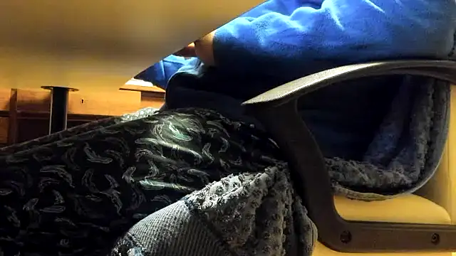 leccaleccafiga online show from November 21, 2025, 9:35 pm