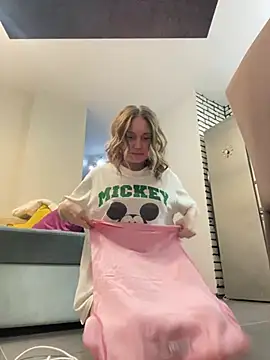 Chel sea  online show from December 15, 2024, 10:37 pm