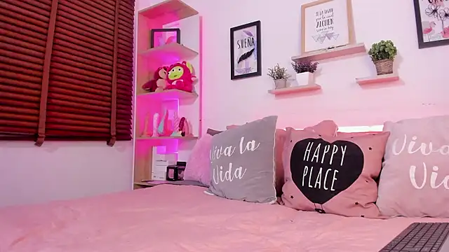 Snapshot of Nata_Villalobos chatting on February 10, 2026, 1:53 am Nata Villalobos online show from February 10, 2026, 1:53 am