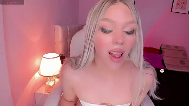 EvaEvangeline online show from January 19, 2025, 4:25 pm