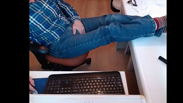 dutchpornking online show from February 10, 2025, 1:22 pm