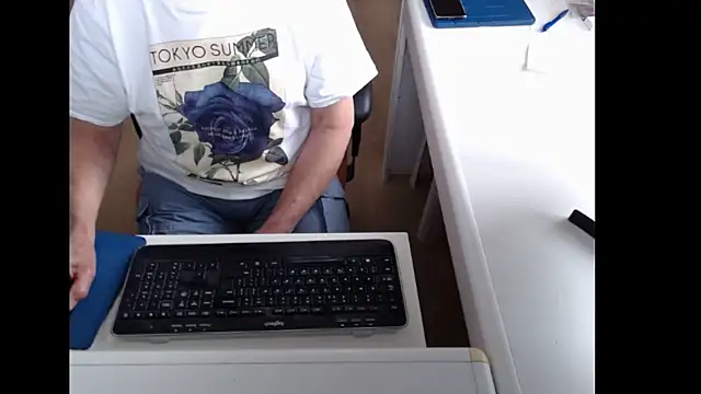 dutchpornking online show from June 6, 2026, 6:29 am