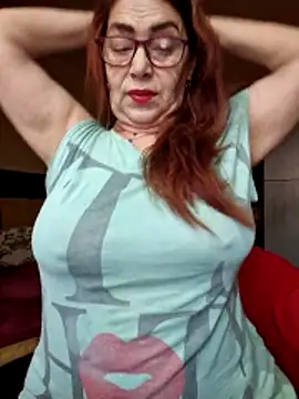 Snapshot of Chriss_Tinaa chatting on May 30, 2026, 2:52 am Chriss Tinaa online show from May 30, 2026, 2:52 am