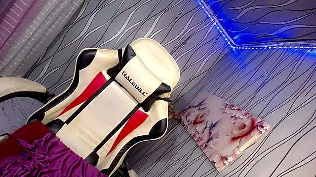 Sluty Pinay bbygirl online show from December 18, 2024, 1:15 am