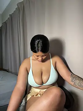 cherrybabe76 online show from February 6, 2025, 10:15 am