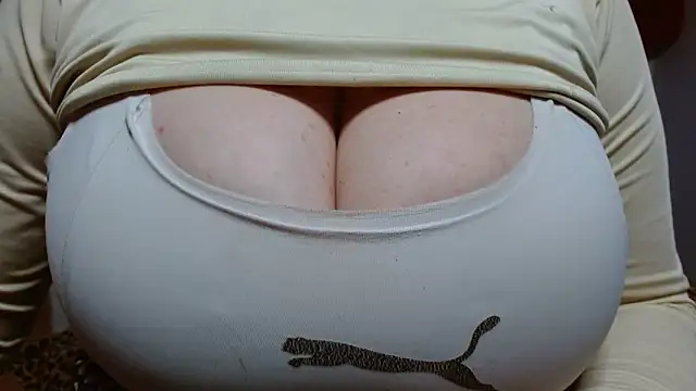 AnnyelinnaLove online show from January 31, 2025, 4:58 am