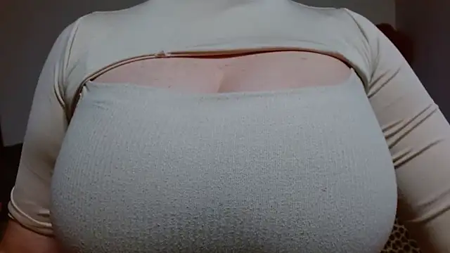 AnnyelinnaLove online show from February 2, 2025, 3:43 am