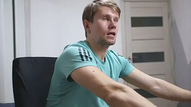 Snapshot of kevin-park chatting on December 17, 2025, 9:04 am kevin-park online show from December 17, 2025, 9:04 am