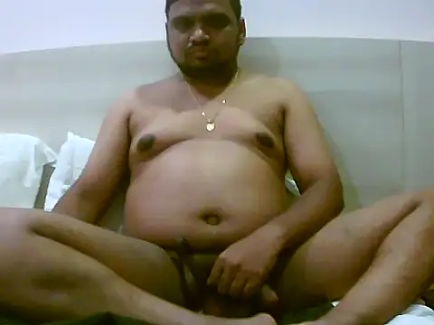 Snapshot of padikvinny chatting on May 17, 2026, 1:51 pm padikvinny online show from May 17, 2026, 1:51 pm