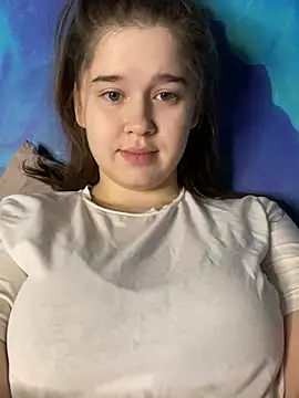 Snapshot of HornyGirlH chatting on January 12, 2025, 4:10 am HornyGirlH online show from January 12, 2025, 4:10 am