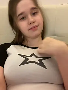 Snapshot of HornyGirlH chatting on February 1, 2025, 12:51 am HornyGirlH online show from February 1, 2025, 12:51 am