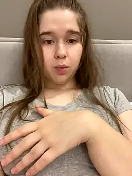 Snapshot of HornyGirlH chatting on November 30, 2025, 2:26 am HornyGirlH online show from November 30, 2025, 2:26 am