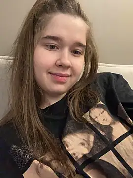 HornyGirlH online show from March 25, 2026, 1:11 am